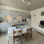 Charmante Maison A Saint-jean-de-monts, 400m De La Plage, Terrasse, Jardin, Parking Et Menage Inclus - Fr-1-224c-198 Vakantiehuis Saint-Jean-de-Monts