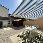 Charmante Maison A Saint-jean-de-monts, 400m De La Plage, Terrasse, Jardin, Parking Et Menage Inclus - Fr-1-224c-198 * Saint-Jean-de-Monts