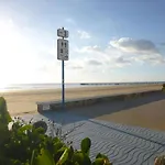 Vakantiehuis Charmante Maison A Saint-jean-de-monts, 400m De La Plage, Terrasse, Jardin, Parking Et Menage Inclus - Fr-1-224c-198 *