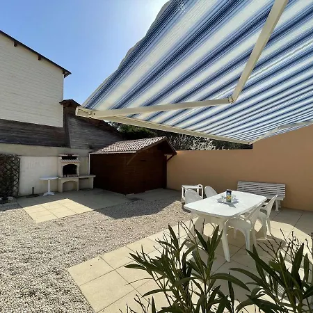 Charmante Maison A Saint-jean-de-monts, 400m De La Plage, Terrasse, Jardin, Parking Et Menage Inclus - Fr-1-224c-198 * Saint-Jean-de-Monts