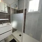 Charmante Maison A Saint-jean-de-monts, 400m De La Plage, Terrasse, Jardin, Parking Et Menage Inclus - Fr-1-224c-198 بيت للعطل